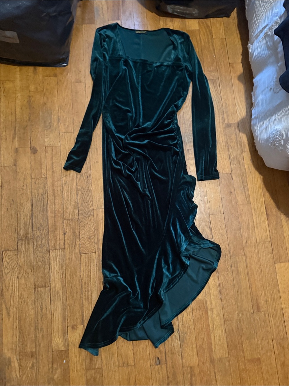 Long Sleeve Forest Green Velvet Evening Dress